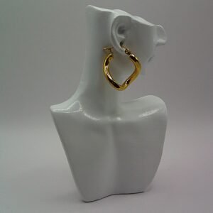 Liquid Gold Aesthetic: The Not-So-Basic Hoops β¨